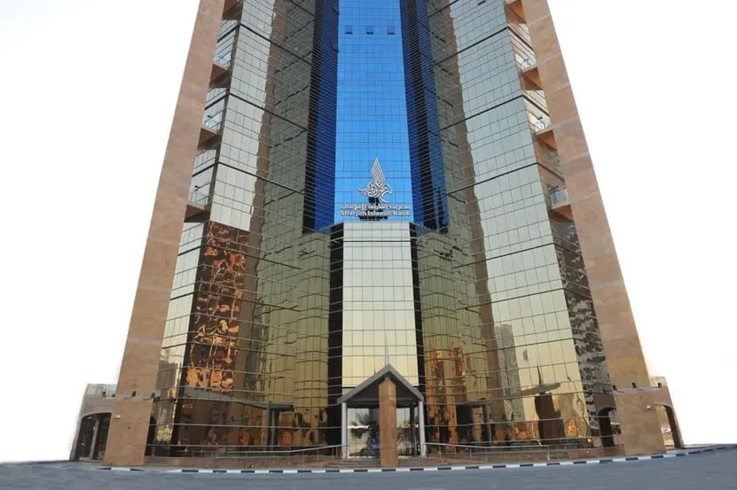 <p>Income from investments in Islamic financing and Sukuk grew by AED 131.8 million.</p>\\n