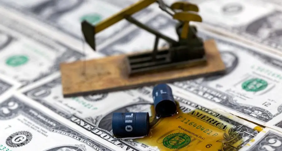 Dollar wobbles as foggy outlook for Iran war keeps investors on edge