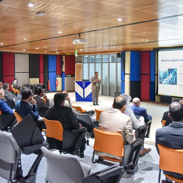 جامعة الدوحة للعلوم والتكنولوجيا تستضيف ندوة التنقل المستدام لبحث سبل خفض انبعاثات الكربون والابتكار في قطاع النقل