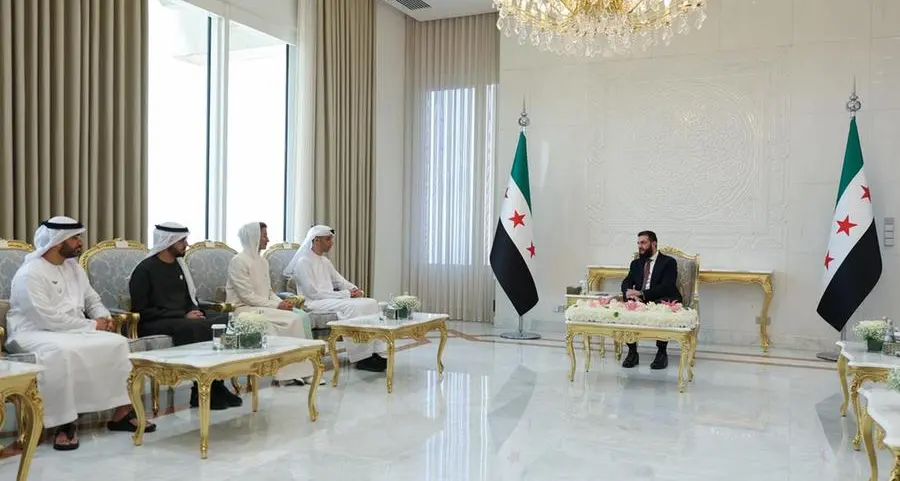 الزيودي ينقل تحيات القيادة الرشيدة إلى الرئيس السوري.. والجانبان يبحثان فرص الشراكة لدعم جهود التعافي الاقتصادي في سوريا