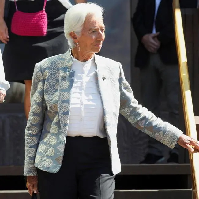 The fall of any euro zone government would be \"worrying\", says ECB's Lagarde