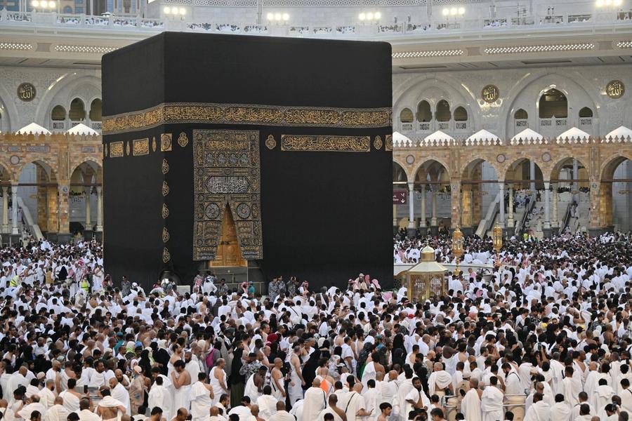 Saudi ministry releases list of illnesses that prevent obtaining a permit for Haj