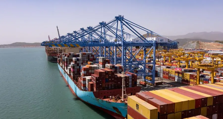 UAE, China launch service centre to boost $400bln Arab trade