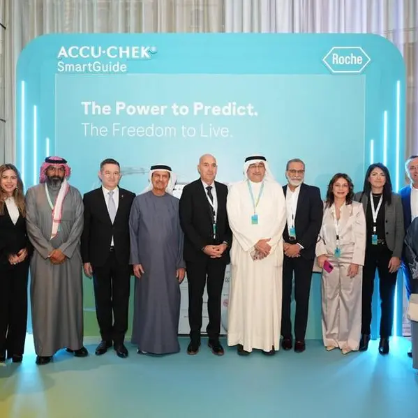 Roche launches AI-enabled predictive CGM solution at landmark launch Event