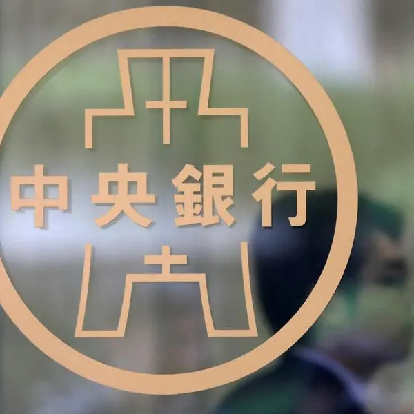 After currency turmoil, Taiwan's central bank warns banks to follow forex rules
