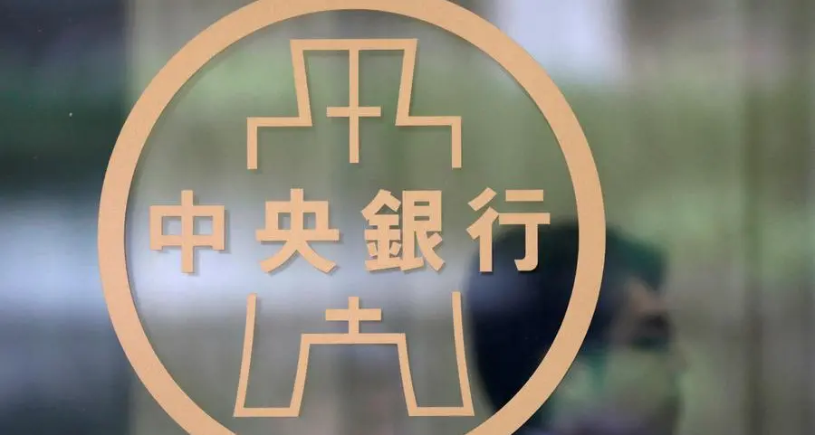 After currency turmoil, Taiwan's central bank warns banks to follow forex rules