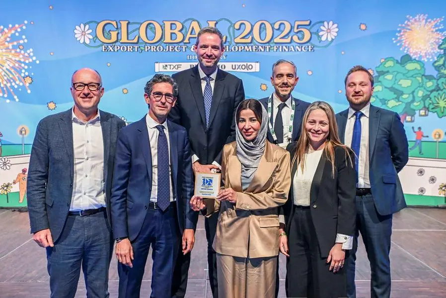 \\u0634\\u0627\\u0631\\u0643\\u062A \"\\u0627\\u0644\\u0627\\u062A\\u062D\\u0627\\u062F \\u0644\\u0627\\u0626\\u062A\\u0645\\u0627\\u0646 \\u0627\\u0644\\u0635\\u0627\\u062F\\u0631\\u0627\\u062A\"\\u060C \\u0627\\u0644\\u0634\\u0631\\u0643\\u0629 \\u0627\\u0644\\u0627\\u062A\\u062D\\u0627\\u062F\\u064A\\u0629 \\u0644\\u0627\\u0626\\u062A\\u0645\\u0627\\u0646 \\u0627\\u0644\\u0635\\u0627\\u062F\\u0631\\u0627\\u062A \\u0641\\u064A \\u062F\\u0648\\u0644\\u0629 \\u0627\\u0644\\u0625\\u0645\\u0627\\u0631\\u0627\\u062A \\u0627\\u0644\\u0639\\u0631\\u0628\\u064A\\u0629 \\u0627\\u0644\\u0645\\u062A\\u062D\\u062F\\u0629\\u060C \\u0641\\u064A \\u0645\\u0624\\u062A\\u0645\\u0631 \"\\u062A\\u064A \\u0625\\u0643\\u0633 \\u0625\\u0641 \\u063A\\u0644\\u0648\\u0628\\u0627\\u0644 2025\" \\u0643\\u0631\\u0627\\u0639\\u064D \\u0627\\u0633\\u062A\\u0631\\u0627\\u062A\\u064A\\u062C\\u064A \\u0644\\u0644\\u062D\\u062F\\u062B - \\u0635\\u0648\\u0631\\u0629 \\u0645\\u0642\\u062F\\u0645\\u0629 \\u0645\\u0646 \\u0627\\u0644\\u0627\\u062A\\u062D\\u0627\\u062F \\u0644\\u0627\\u0626\\u062A\\u0645\\u0627\\u0646 \\u0627\\u0644\\u0635\\u0627\\u062F\\u0631\\u0627\\u062A