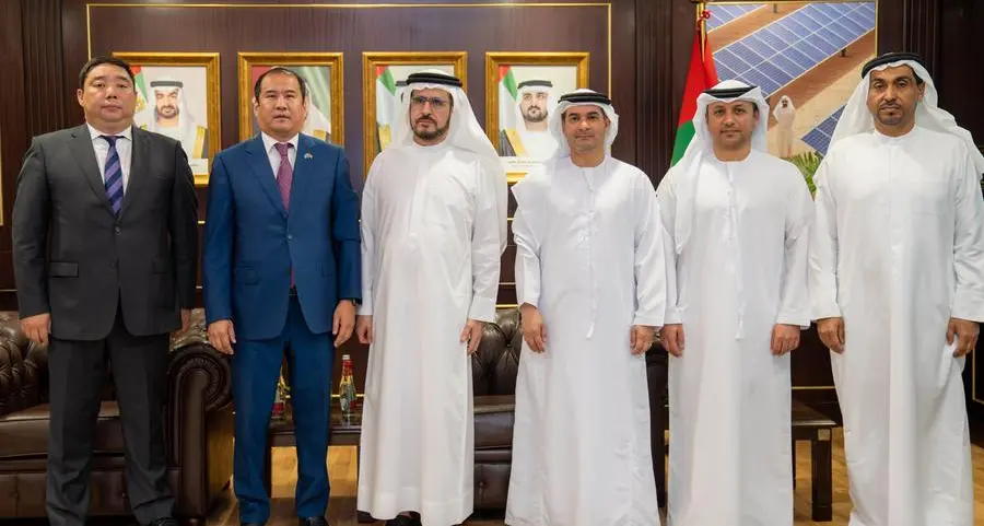 هيئة كهرباء ومياه دبي والقنصلية العامة لجمهورية كازاخستان تبحثان آفاق التعاون المشترك في قطاع الطاقة والكفاءة التشغيلية والابتكار