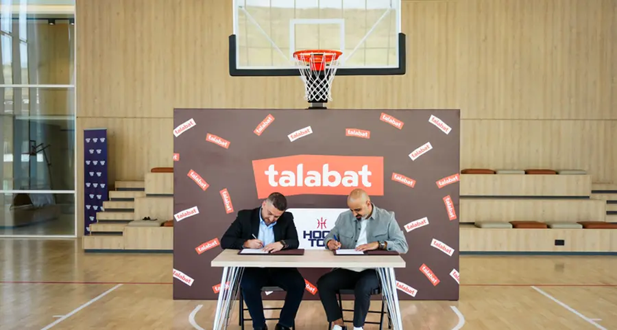 \"طلبات الأردن\" و HoopTop يوقعان شراكة لدعم وتطوير كرة السلة في الأردن
