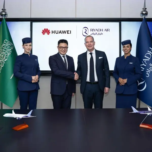 طيران الرياض وهواوي توقّعان مذكرة تفاهم لتعزيز القدرات الرقمية