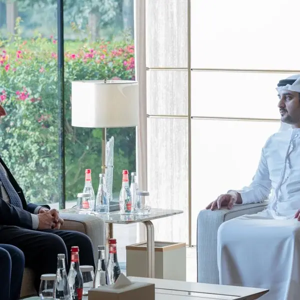 Maktoum bin Mohammed meets with Chairman of Deutsche Bank