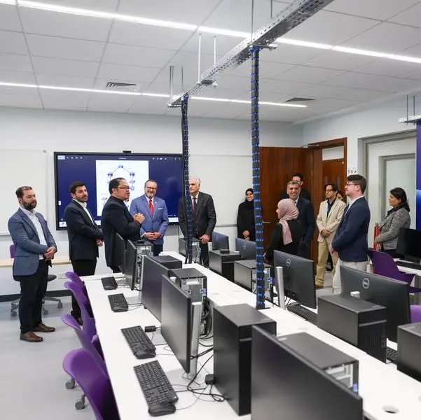 American University of Bahrain launches cutting-edge networking lab