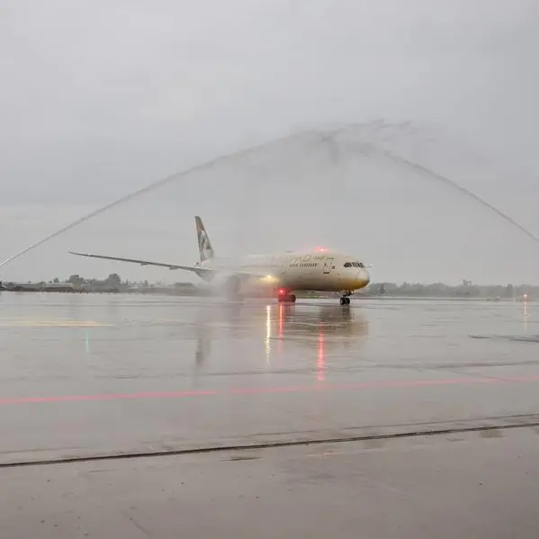 Etihad celebrates first flights to Prague and Warsaw, expanding European network