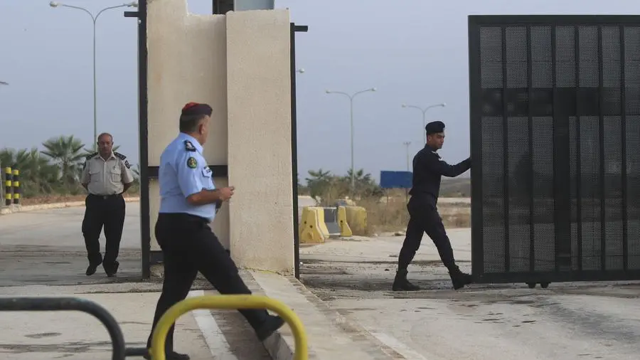 Jordan reopens Jaber border crossing with Syria for truck movement