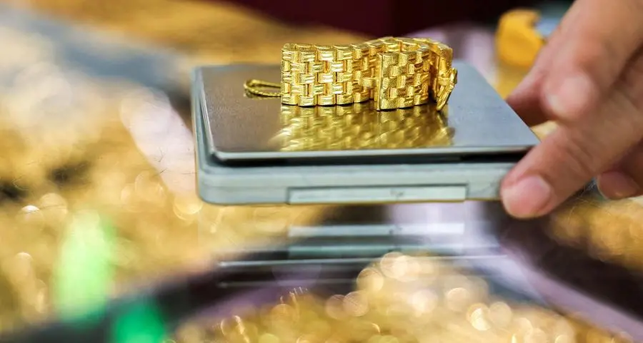Gold steadies after sell-off as markets await US data