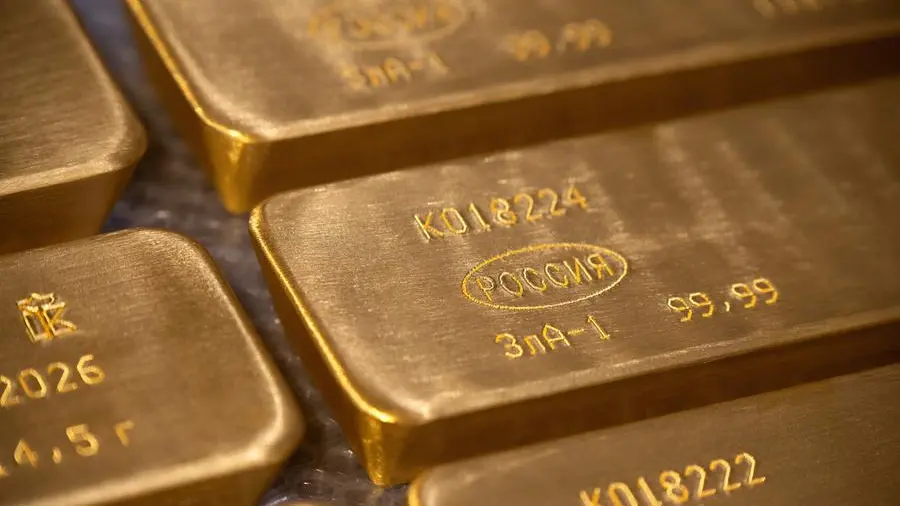 Gold heads for fourth weekly drop as traders reassess Fed rate outlook