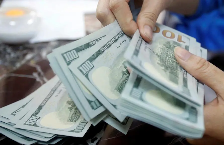 Dollar steady as traders await progress on Middle East peace talks