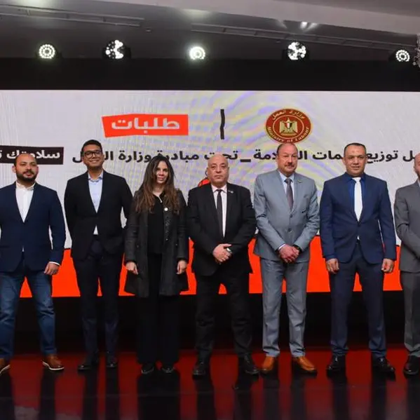 وزارة العمل و\"طلبات مصر\" تدشنان مراسم توزيع معدات الحماية لسائقي التوصيل