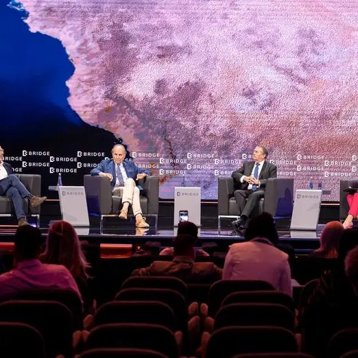 قادة وخبراء في قمة \"بريدج 2025\": الإمارات تقود التحولات الاستراتيجية الجديدة وتعزز نفوذ المنطقة عالمياً