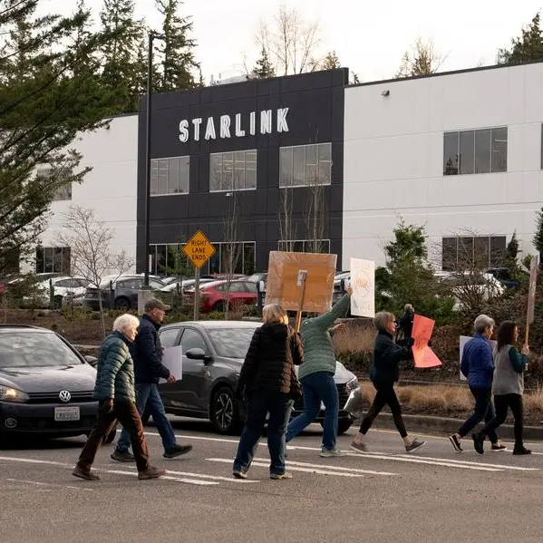 Lebanon cabinet grants licence to Elon Musk's Starlink