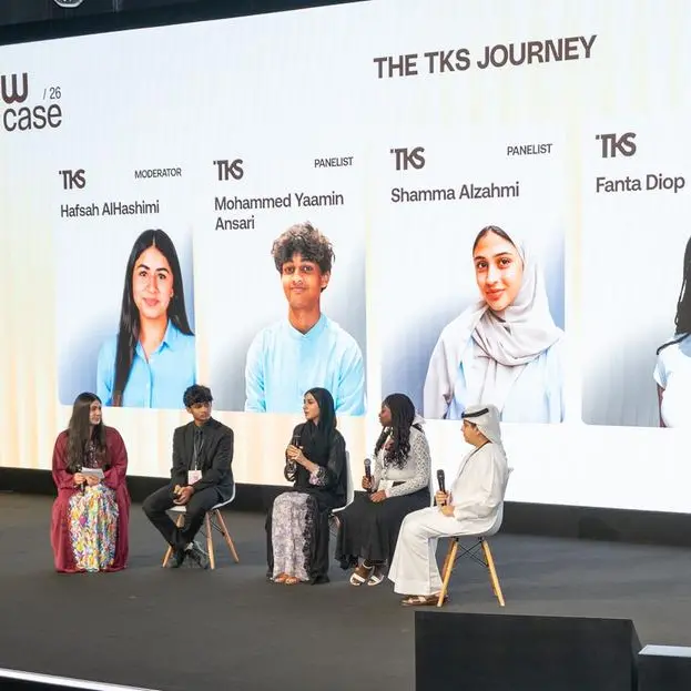 مؤسسة دبي للمستقبل تخرّج 160 طالباً في الدورة الثانية لبرنامج \"مجتمع المعرفة في دبي\"