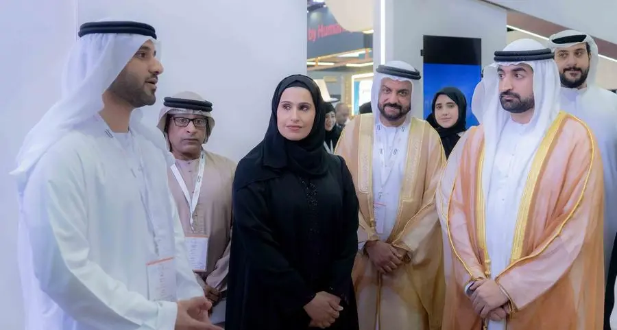 دائرة الشارقة الرقمية تستعرض خدمات منصة \"عقاري\" في معرض الشارقة العقاري \"إيكرس\" 2026