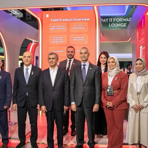 محافظا المصرف المركزي البحريني وبنك الكويت المركزي يزوران جناح \"بنفت\" في مهرجان سنغافورة للتكنولوجيا المالية