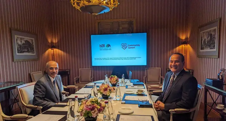 البنك الإسلامي للتنمية وعيادة جميل بمعهد ماساتشوستس للتكنولوجيا يبحثان سبل توظيف الذكاء الاصطناعي للتنبؤ بمخاطر السرطان في الدول الأعضاء