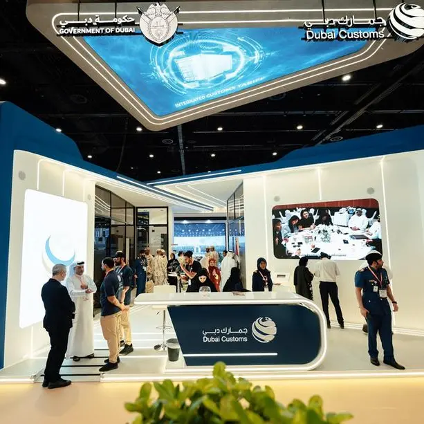 Dubai Customs showcases career opportunities at the National Service Career Fair
