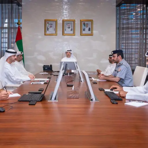 \"قضاء أبوظبي\" تعتمد مشاريع تقنية معززة بالذكاء الاصطناعي