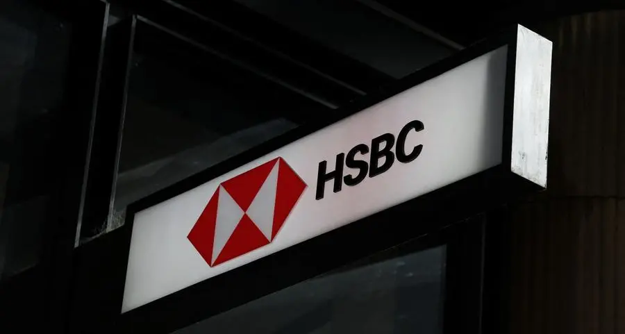 Thousands struggle to access HSBC UK services after outages
