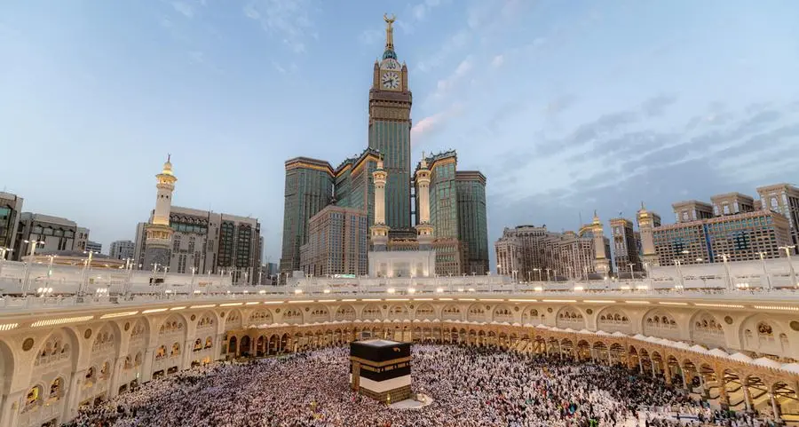 Saudi Arabia starts issuing Umrah visas for the new season