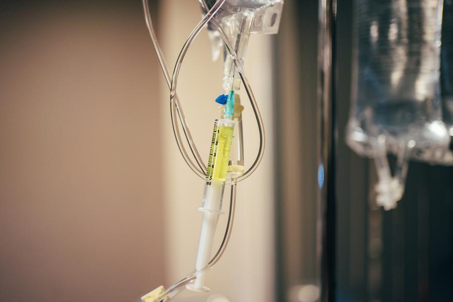 Dhofar Pharmaceutical Industries supplies first Omani made IV and dialysis solutions to market