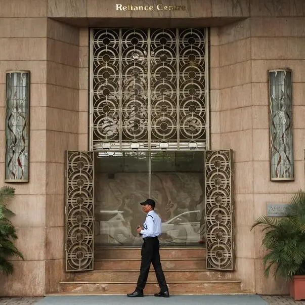 India's Reliance makes rare fuel oil purchase from HPCL, sources say