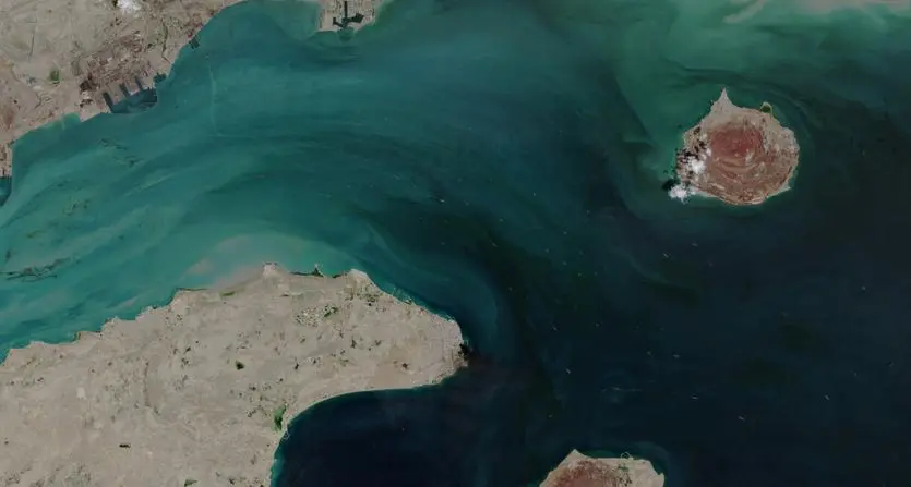 Kuwait declares force majeure on oil shipments amid Hormuz blockade