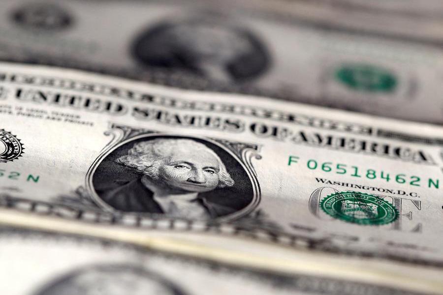 Dollar regains ground as investors doubt swift end to Iran war