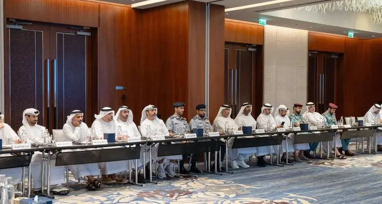 لجنة تنظيم تداول المواد البترولية في أبوظبي تعقد اجتماعها الثالث لعام 2025