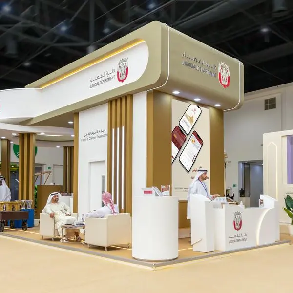 \"قضاء أبوظبي\" تشارك في فعاليات الدورة الأولى من معرض الصيد والفروسية بالعين