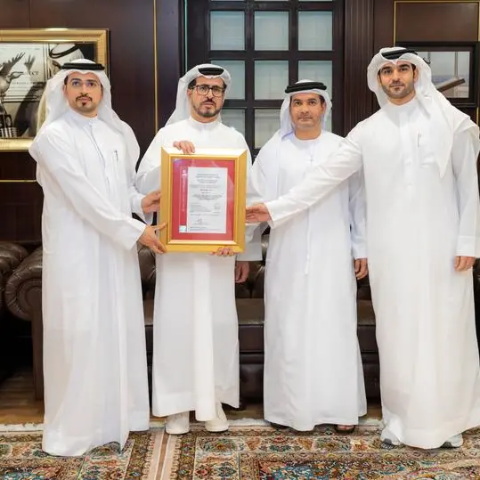 هيئة كهرباء ومياه دبي تؤكد التزامها بالشفافية والحوكمة الرشيدة عبر تجديد اعتماد شهادة المعيار العالمي (37001:2016ISO)