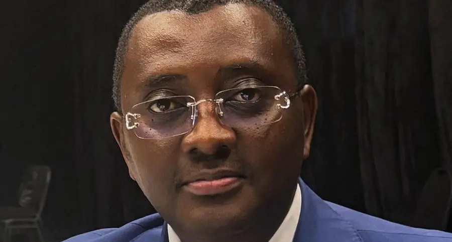 Angola seeks 20%-30% stake in De Beers, senior official says