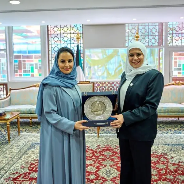 وزير المالية ووزير الدولة للشؤون الاقتصادية والاستثمار تلتقي الأمين العام لمنظمة التعاون الرقمي