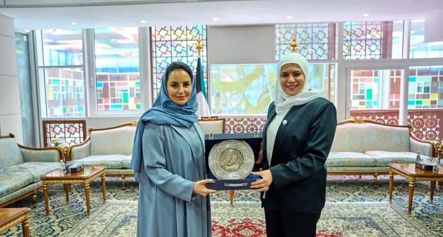 وزير المالية ووزير الدولة للشؤون الاقتصادية والاستثمار تلتقي الأمين العام لمنظمة التعاون الرقمي