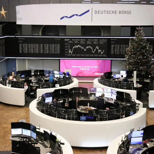 European shares flat with focus on Trump's tariffs