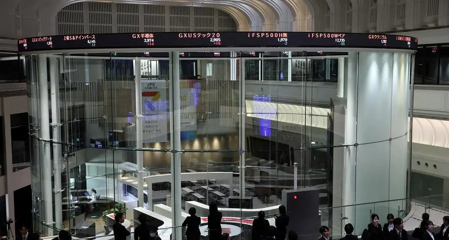 Asia markets advance on peace deal hopes, corporate earnings