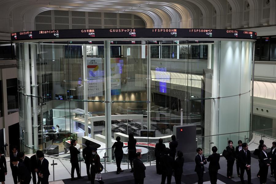 Once shunned, activist invaestors dig in to win in Japan