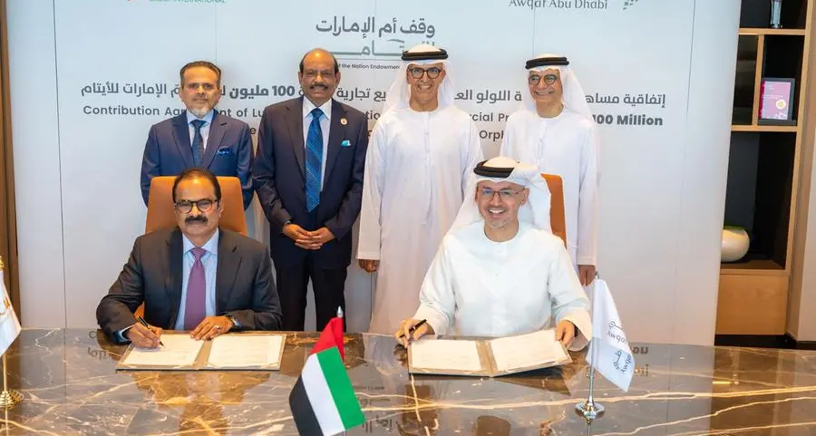 Awqaf Abu Dhabi signs AED 100mln agreement with LuLu Group International