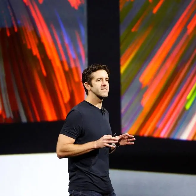 Newsmaker: Apple's new CEO is a product perfectionist taking on the AI age