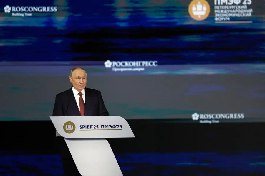 Putin says recession and stagnation in Russia's economy must not be allowed to happen