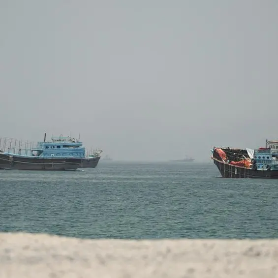Vessel and cargo valued at $125bln awaiting Gulf passage, Allianz says