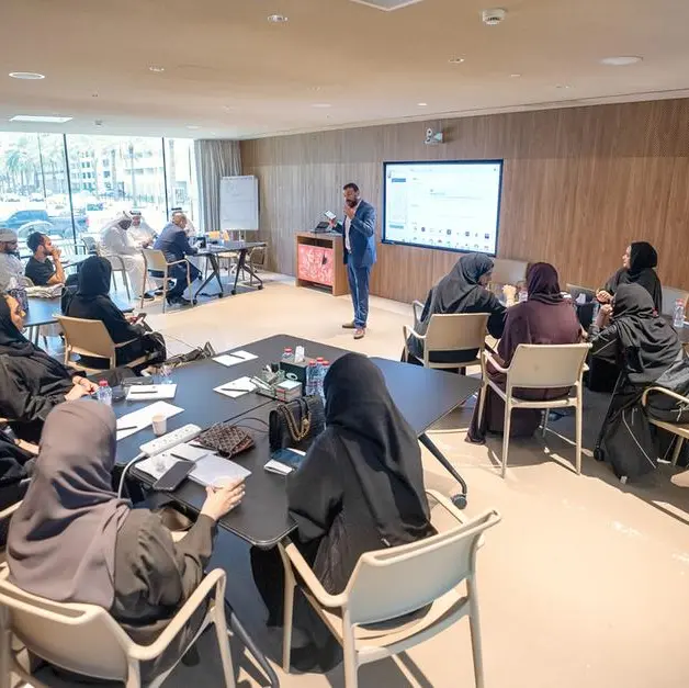 Dubai Future Academy launches courses on foresight, AI, and leadership